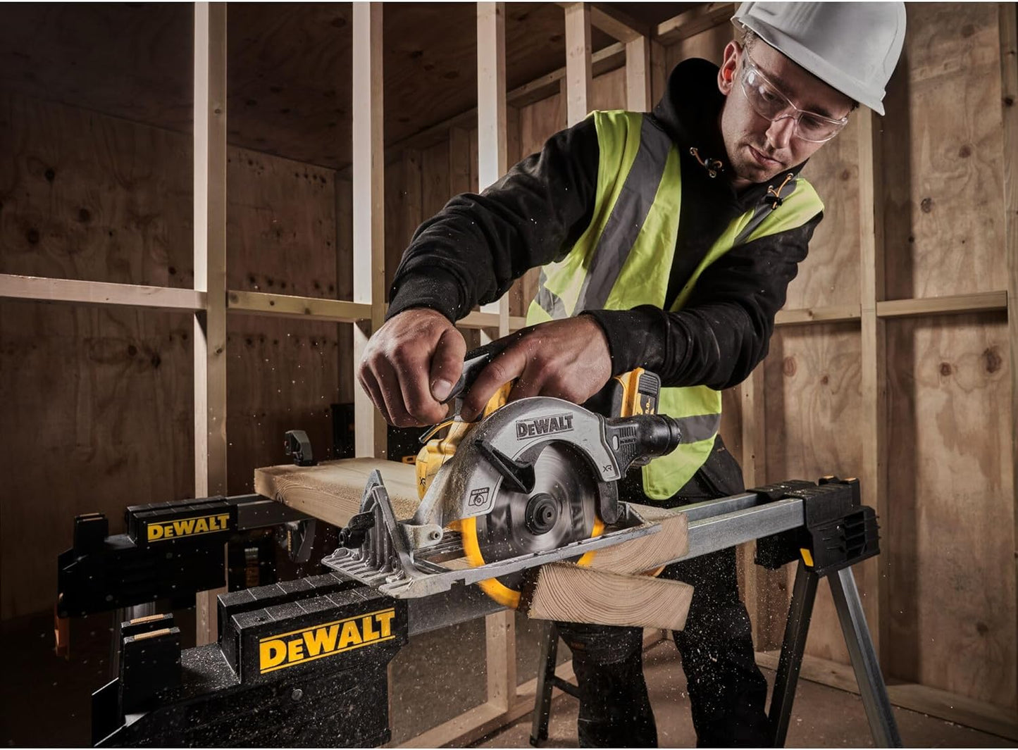 DEWALT DCS565N XR Brushless Circular Saw 18V Bare Unit